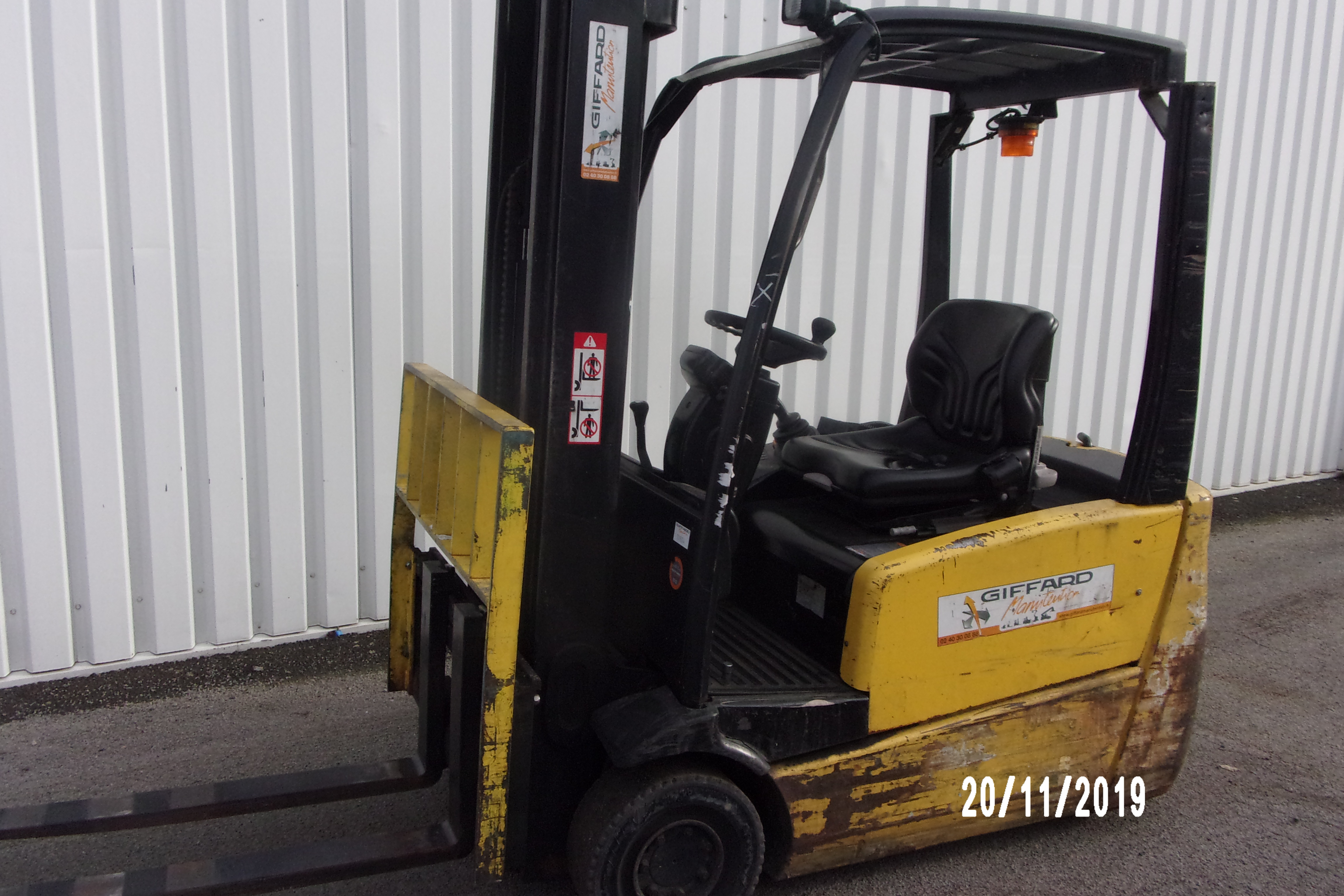 Chariot frontal 4 roues Electrique LE16-55 101604
