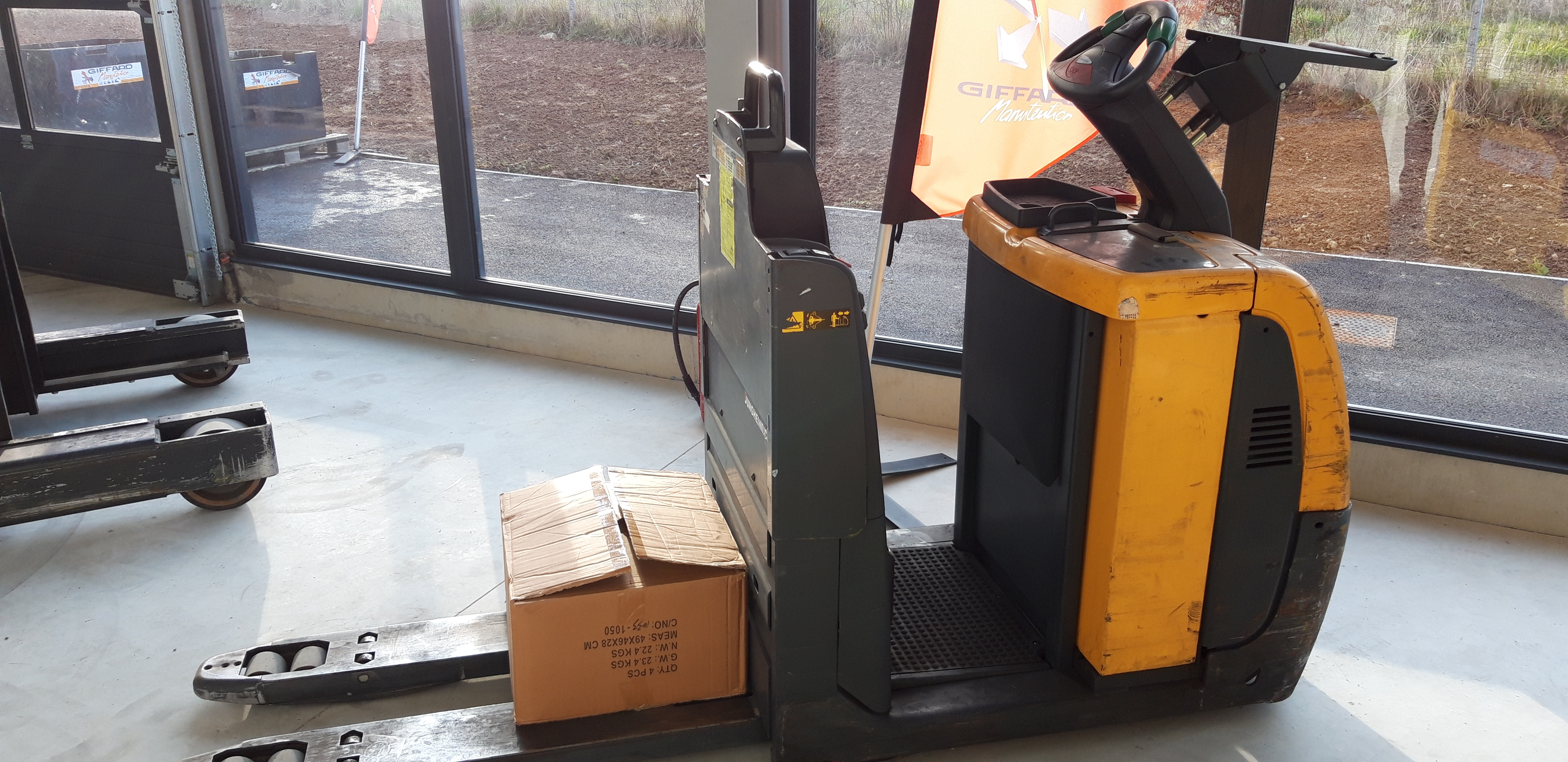 Préparateur de commande Electrique ECE220 102189