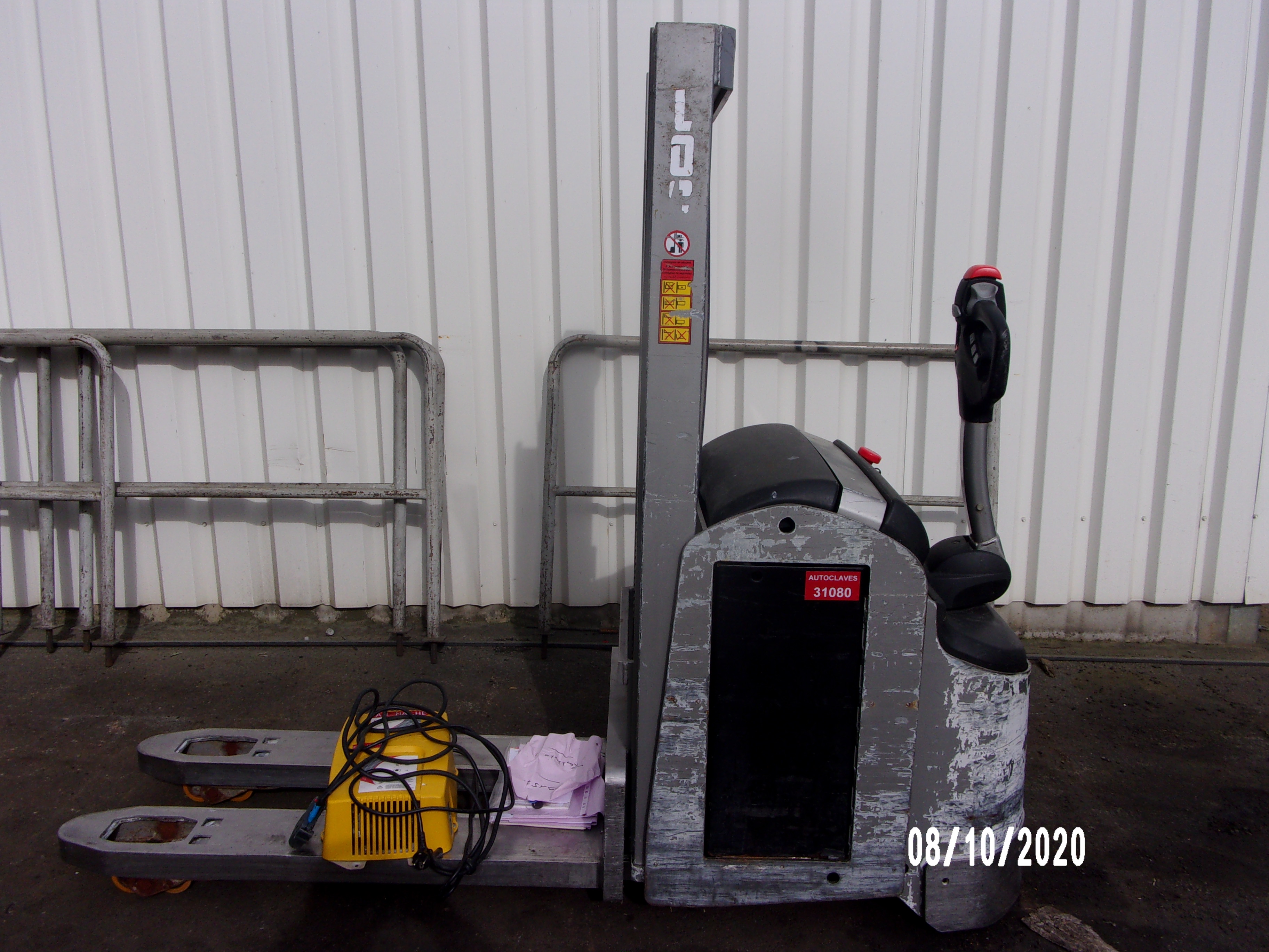 Gerbeur accompagnant Electrique A20MDLAC 83232