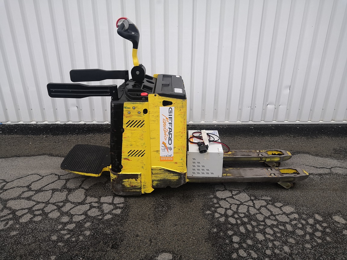 Transpalette électrique plateforme rabattable Electrique P2,0SFBW 84488