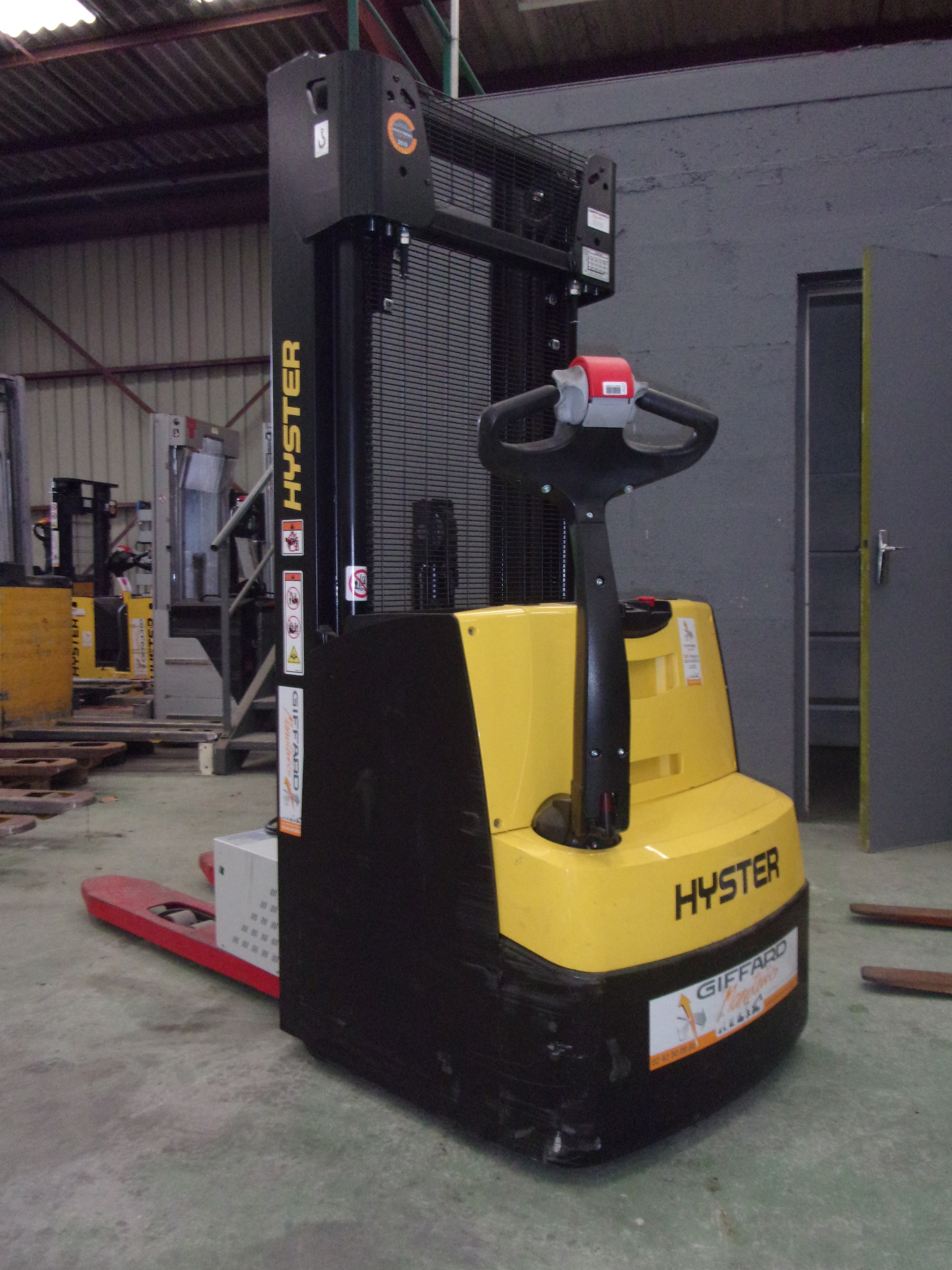Gerbeur accompagnant Electrique S1,6AC 95330